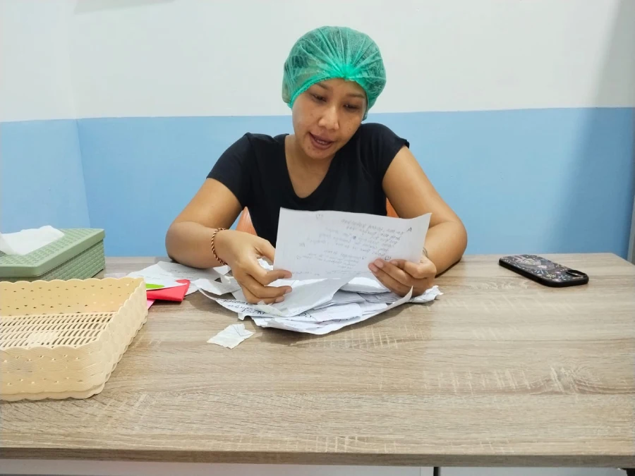 Surat di Ompreng, Cara Unik Interaksi Anak Sekolah dengan Koordinator SPPG Deyeng Kediri