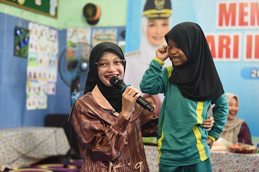 Gemarikan Goes to School, Mbak Wali Harapkan Anak-anak Terbiasa Makan Ikan