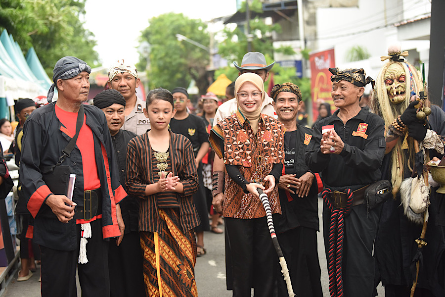 Mbak Wali Apresiasi Festival Kampung Pecut, Upaya Pelestarian Budaya Kota Kediri
