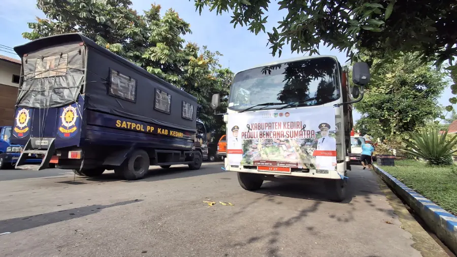 BPBD Kediri Kirim 6 Truk Bantuan Logistik untuk Korban Bencana Sumatera, Mas Dhito: Semoga Jadi Berkah