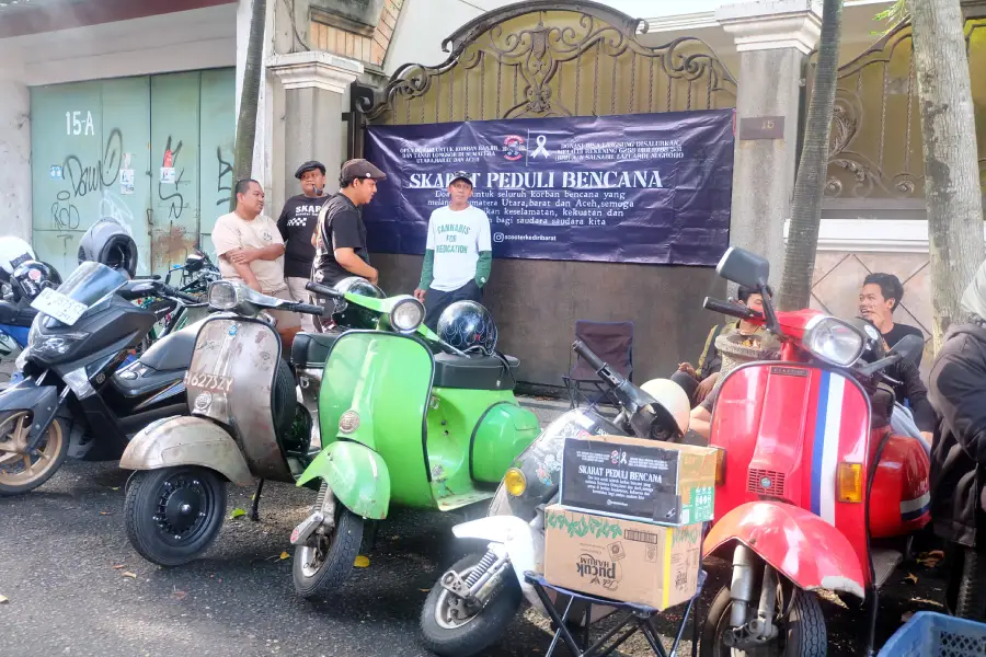 SKARAT Galang Donasi dan Jual Mangga Podang di Kopinang Kediri untuk Korban Bencana Sumatra