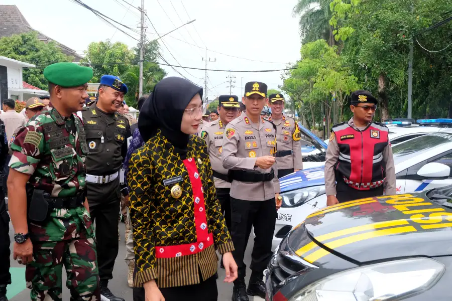 Apel Operasi Lilin Semeru 2025 Digelar di Kediri, Polri-TNI-Pemkot Amankan Natal dan Tahun Baru