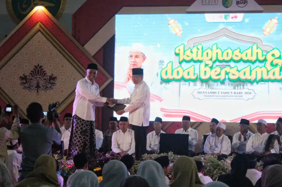Istighosah Akhir Tahun, Pemkab Kediri Ajak Masyarakat Sambut 2026 dengan Muhasabah dan Doa Bersama