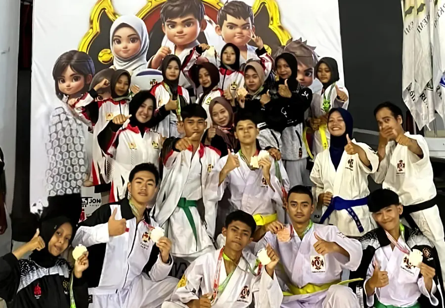 Kempo Pelajar Kabupaten Kediri Borong 15 Medali di KEJURDOPEL Jatim 2025