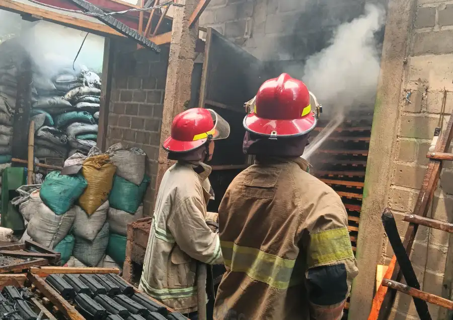 Pabrik Arang Gadungan Kediri Ludes Terbakar, Ini Penyebabnya