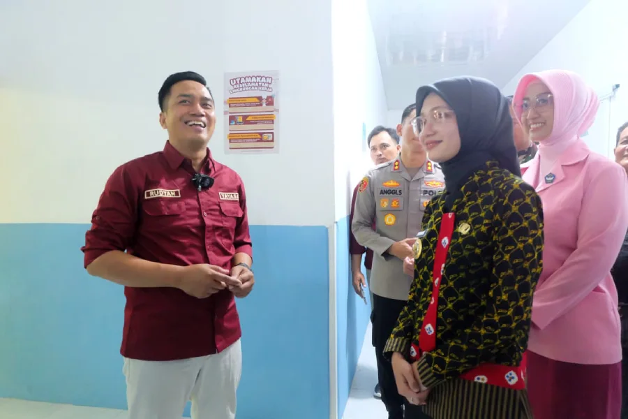 Empat Sehat Lima Sempurna Tak Lagi Relevan, SPPG Semampir Kediri Kenalkan “Isi Piringku”