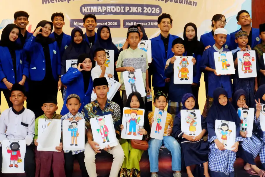 HIMAPRODI PJKR UNP Kediri Fokuskan Pengabdian Generasi Alpha Lewat Charity Movement