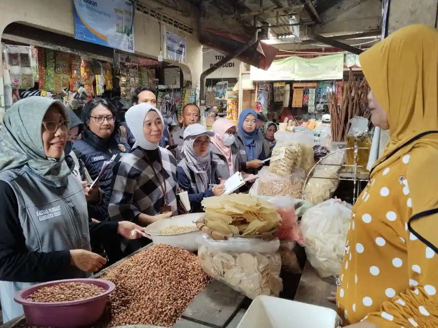 Bapanas dan Satgas Pangan Kediri Sidak Pasar Pamenang, Temukan Ini