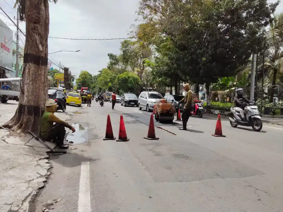 Jelang Mudik Lebaran 2026, PUPR Kabupaten Kediri Terapkan Zero Lubang di Jalur Poros