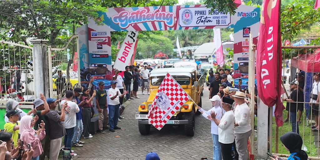 Rally Wisata Mobil Kuno, Mbak Vinanda Ajak Promosikan Sejarah dan Potensi Kota Kediri
