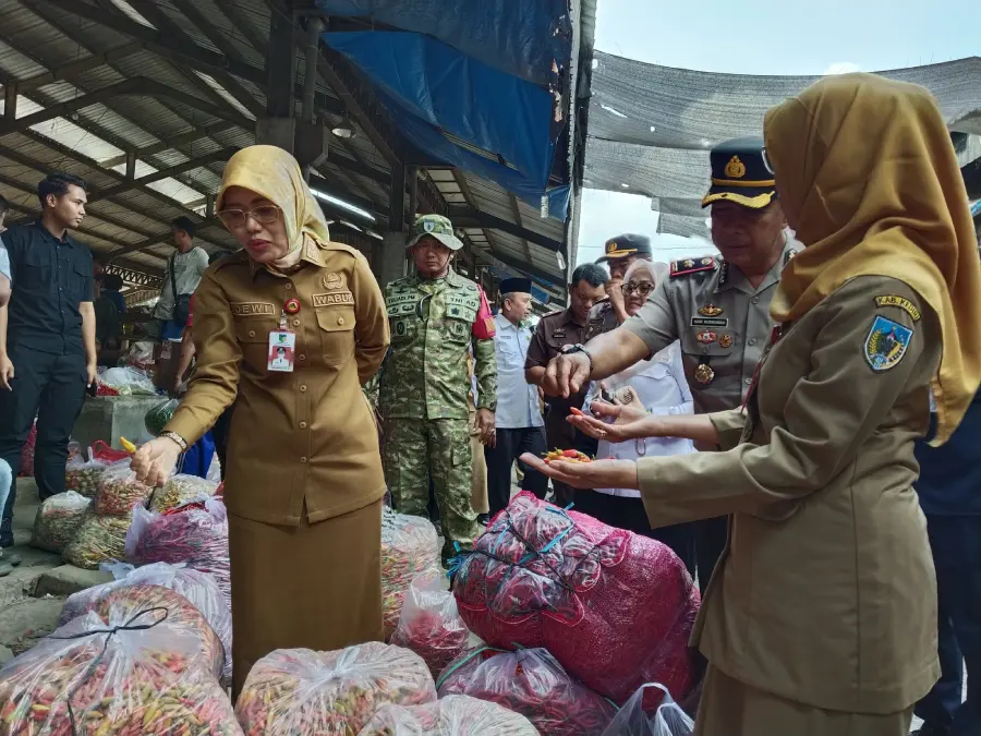 Jelang Idul Fitri, Pemkab Kediri Pastikan Stok Bapok dan LPG Aman