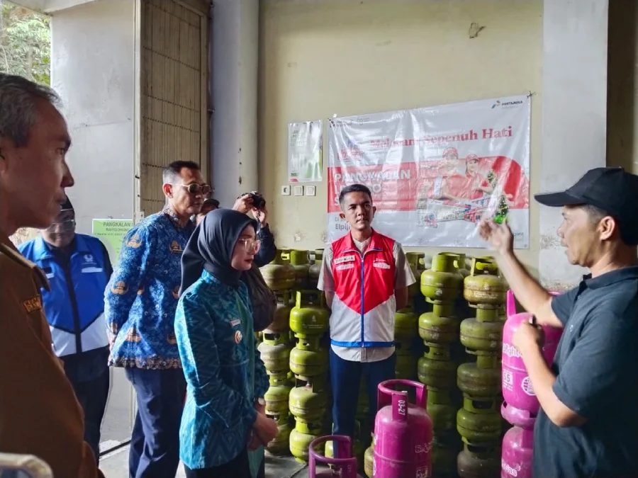 Jelang Lebaran, Wali Kota Kediri Pastikan Stok Pangan dan LPG Aman Serta Harganya Stabil