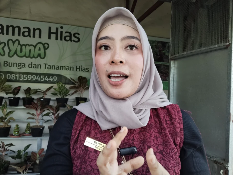 Harga Plastik Melonjak Drastis, UMKM Kediri Terjepit di Tengah Gejolak Geopolitik