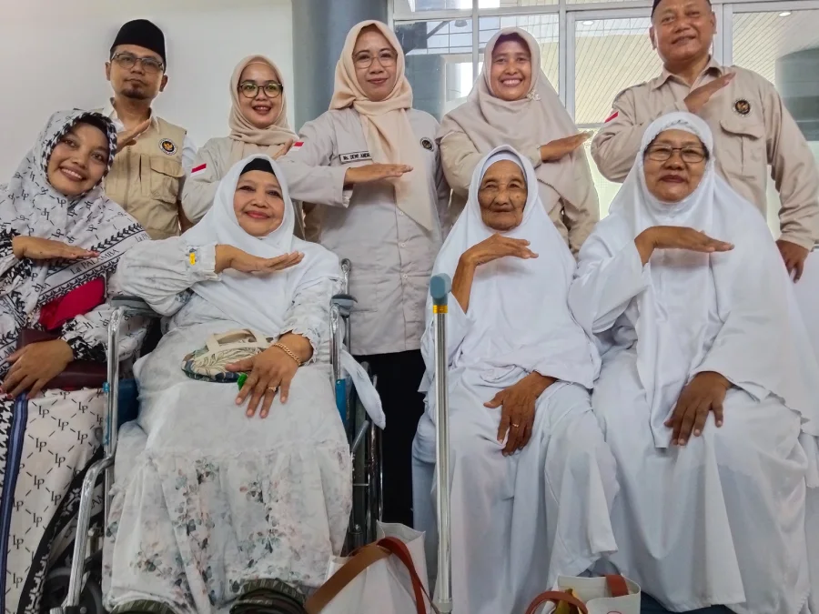 Kisah Marsiah: Nenek 104 Tahun dari Kediri Wujudkan Mimpi Haji dari Hasil Jualan Jenang