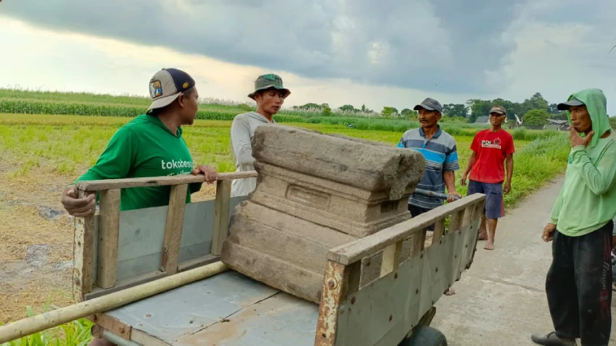 Warga Duwet Kediri Kumpulkan 6 Artefak Temuan, LAD Harap Ada Museum Mini di Desa