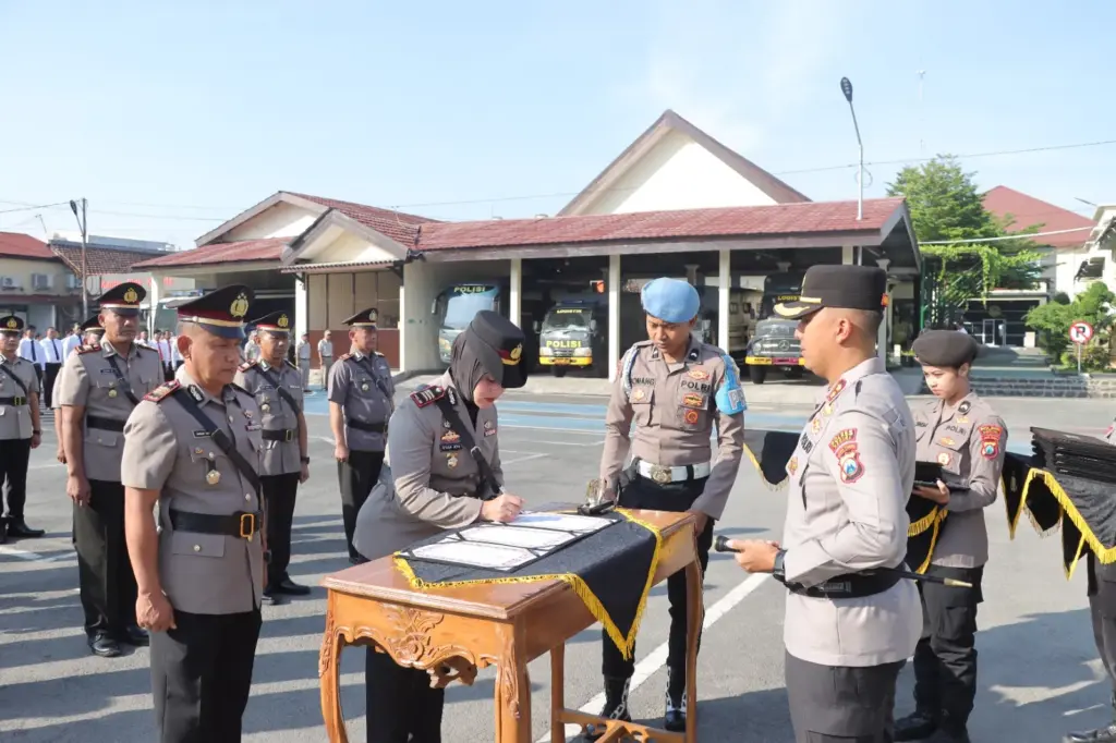 Mutasi Besar di Polres Kediri, Sejumlah Kapolsek dan Pejabat Strategis Diganti
