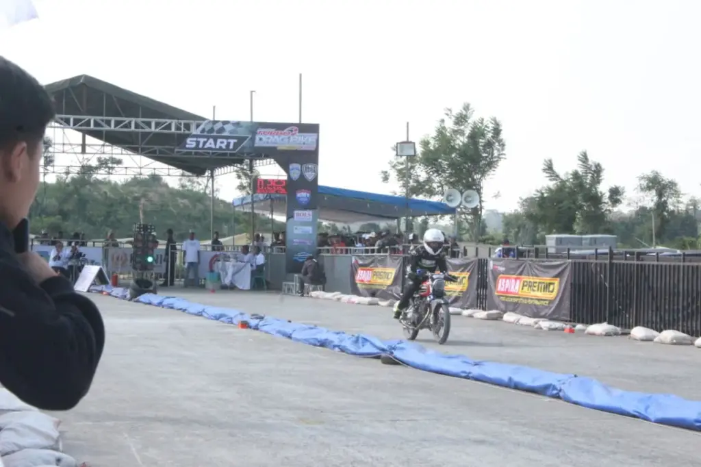 Ratusan Pembalap Ramaikan Kejurnas Drag Bike Perdana di Lereng Gunung Kelud, Kediri Bidik Jadi Pusat Otomotif Jatim