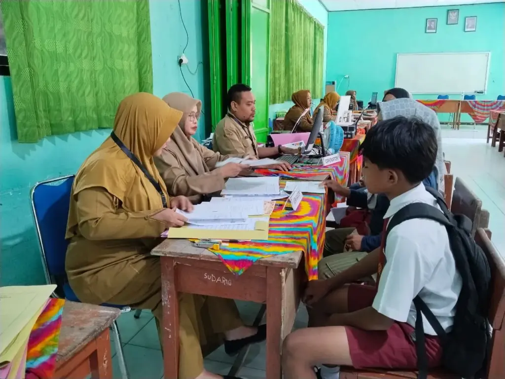 SPMB Kabupaten Kediri 2026 Resmi Dibuka, Daya Tampung SMP Capai 27.320 Kursi untuk 22.570 Lulusan SD-MI