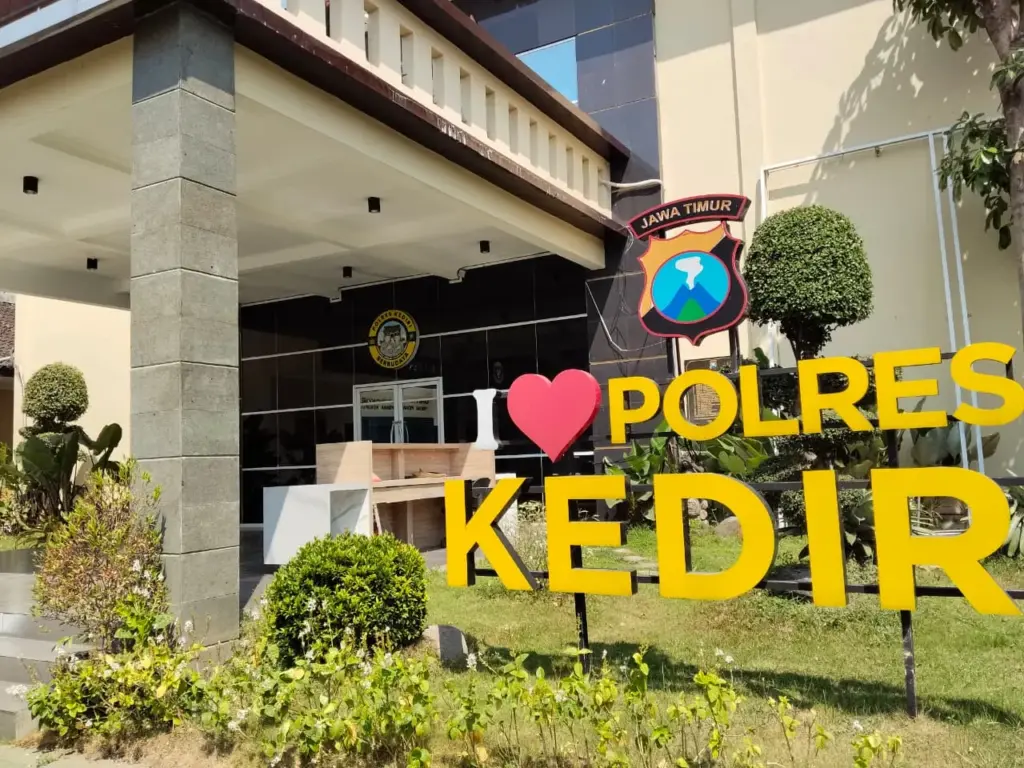 Tak Hanya Proses Hukum, Polres Kediri Dampingi Psikologis Korban Pencabulan Guru SMK