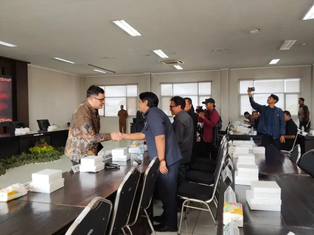 Mas Dhito Ungkap Penyebab SiLPA Rp385,3 Miliar di APBD Kediri 2025