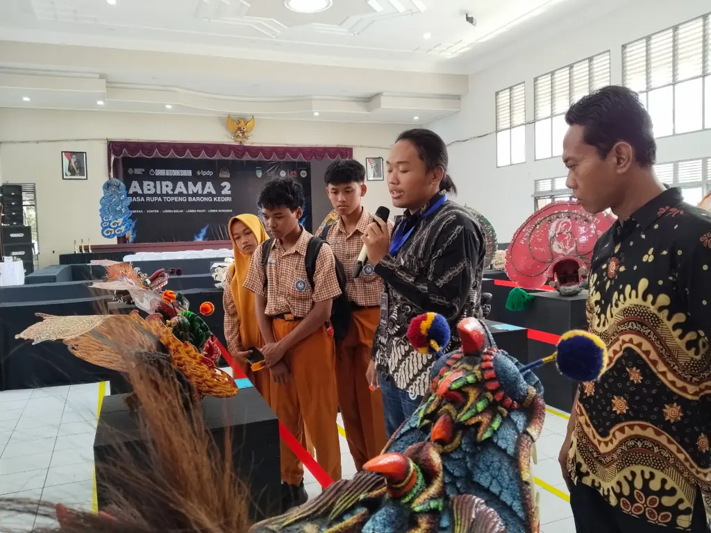 Pameran Abhirama 2 di Kediri Kenalkan Pesona Barongan dari Masa ke Masa kepada Generasi Muda