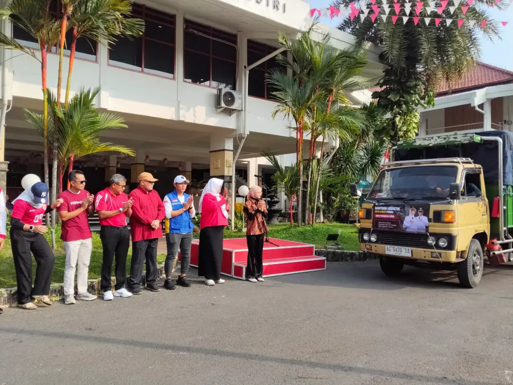 Peduli Korban Gempa NTT, Pemkot Kediri Kirim Bantuan Logistik Hasil Gotong Royong