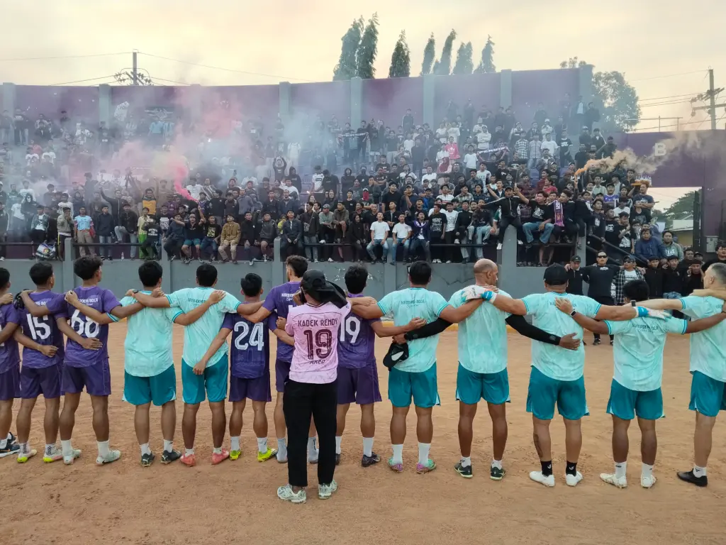 Jelang Derby Jatim Lawan Arema, Ribuan Persikmania Bakar Semangat Persik Kediri