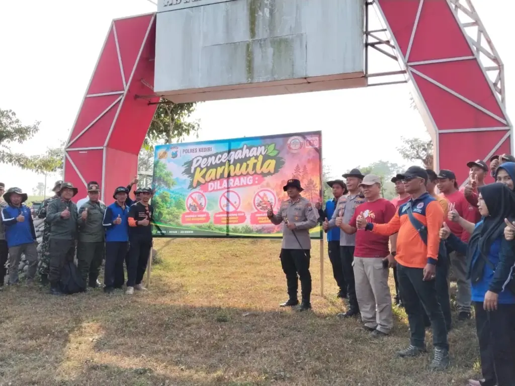 Hadapi Ancaman Erupsi dan Karhutla, Polres Kediri Perkuat Kesiapsiagaan di Lereng Kelud