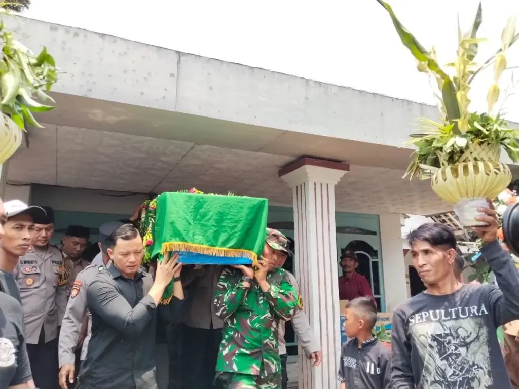 Setelah Aditya Firmansyah, Jenazah Tri Sutrisno Korban KMP Virgo Transport Tiba di Kediri