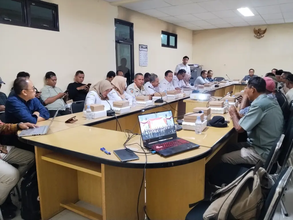 DPRD Kediri Gelar RDP Tambang PT EPAS, Warga Puncu Tegas Minta Penutupan Permanen