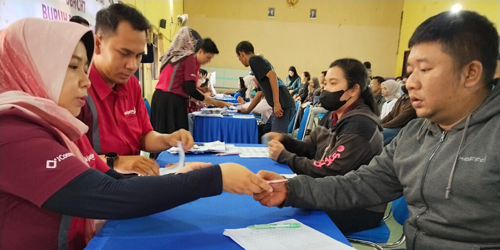 Foto: BLT Rp1 Juta Cair, 4.245 Buruh Rokok Kediri Gunakan untuk Kebutuhan Keluarga